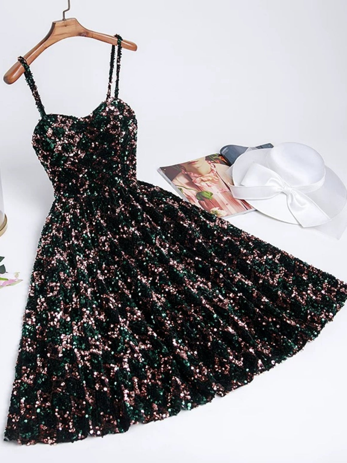Shiny Short Green Prom Dresses, Shiny Short Green Formal Homecoming Dresses