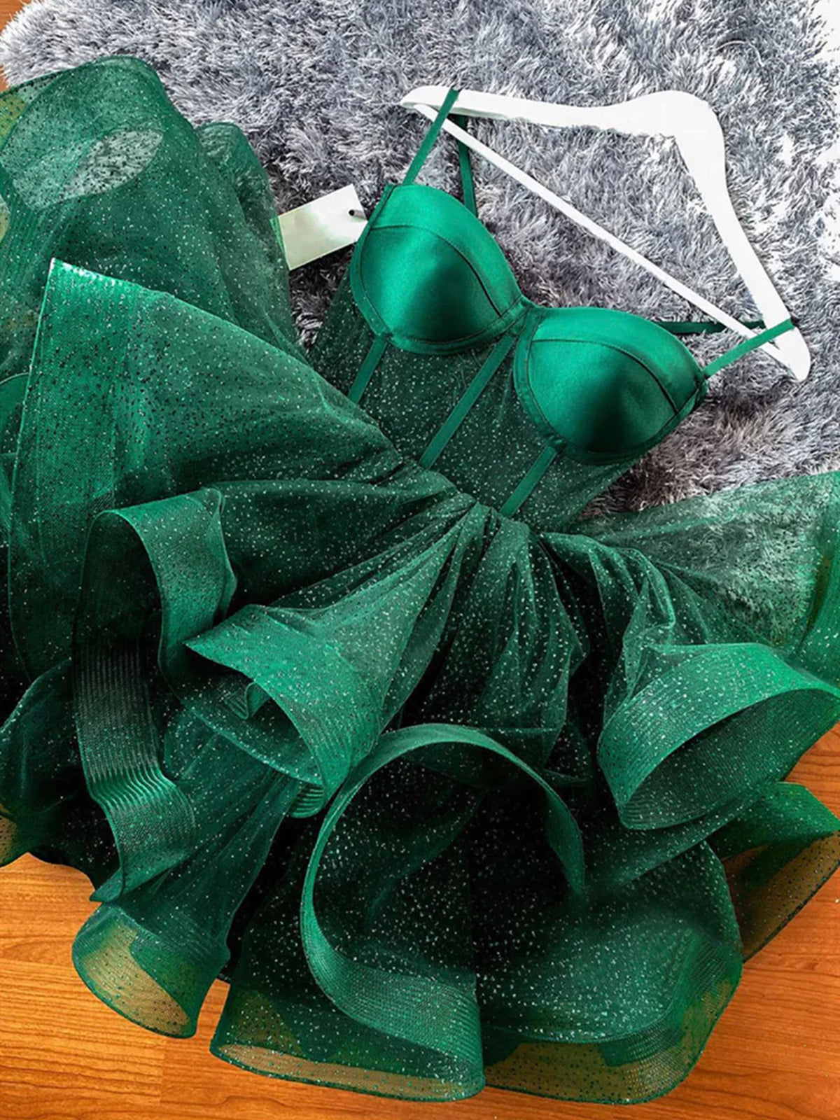 Shiny Sweetheart Neck Green/Black Short Prom Dresses, Green/Black Home - shegown Shiny Sweetheart Neck Green/Black Short Prom Dresses, Green/Black Home - shegown