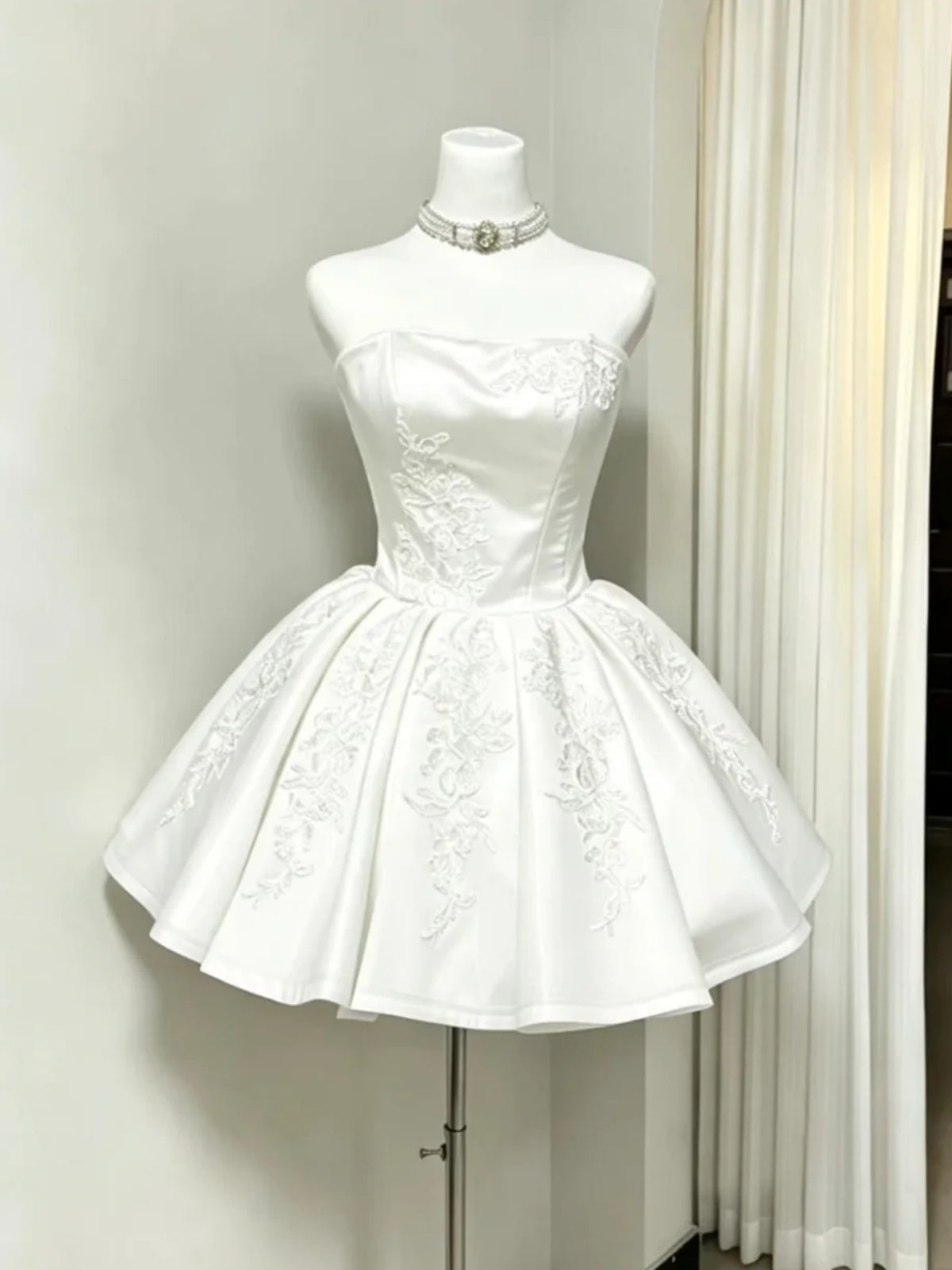 Strapless Short White Lace Prom Dresses, Short White Lace Formal Graduation Dresses, US 8 / White as Pics / No Rush Strapless Short White Lace Prom Dresses, Short White Lace Formal Graduation Dresses, US 8 / White as Pics / No Rush