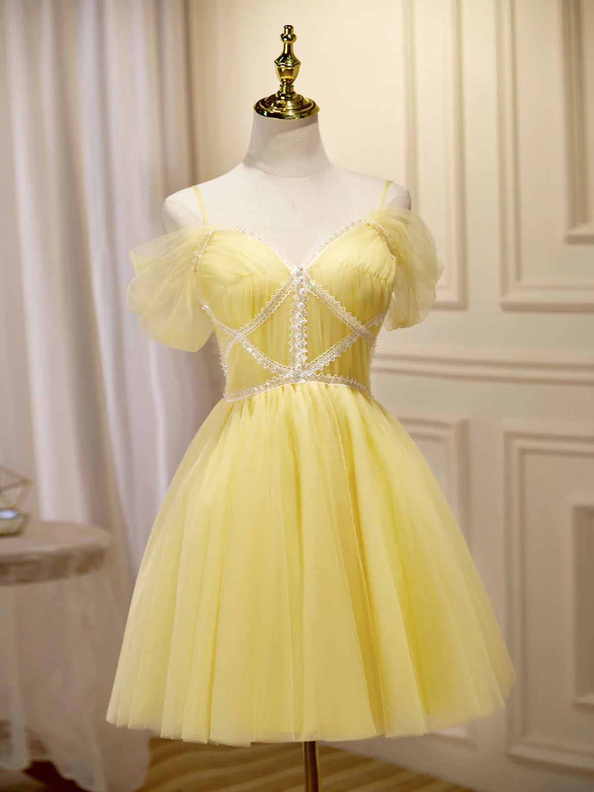 Off the Shoulder Short Yellow Prom Dresses, Off Shoulder Short Yellow Formal Graduation Dresses Off the Shoulder Short Yellow Prom Dresses, Off Shoulder Short Yellow Formal Graduation Dresses