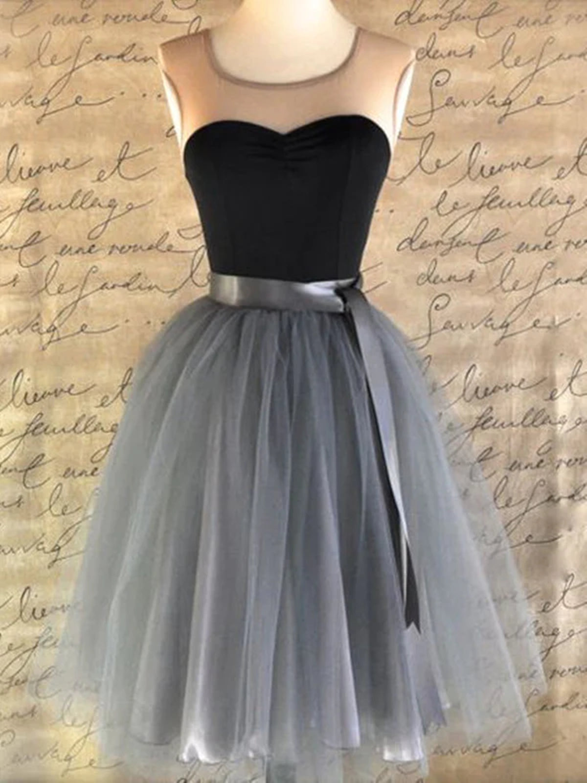 Round Neck Black Gray Tulle Short Prom Dresses, Short Black Gray Graduation Homecoming Dresses, Custom Size / Custom Color / With Rush+$19.99 Round Neck Black Gray Tulle Short Prom Dresses, Short Black Gray Graduation Homecoming Dresses, Custom Size / Custom Color / With Rush+$19.99