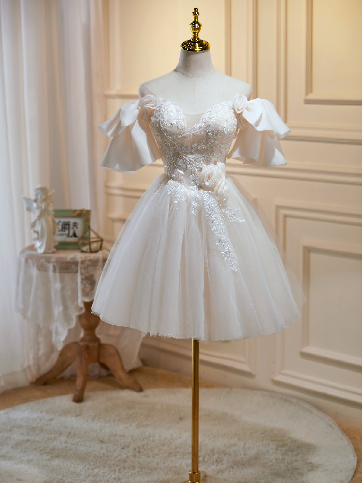 Short Light Champagne Lace Floral Prom Dresses, Short Light Champagne Formal Homecoming Dresses Short Light Champagne Lace Floral Prom Dresses, Short Light Champagne Formal Homecoming Dresses