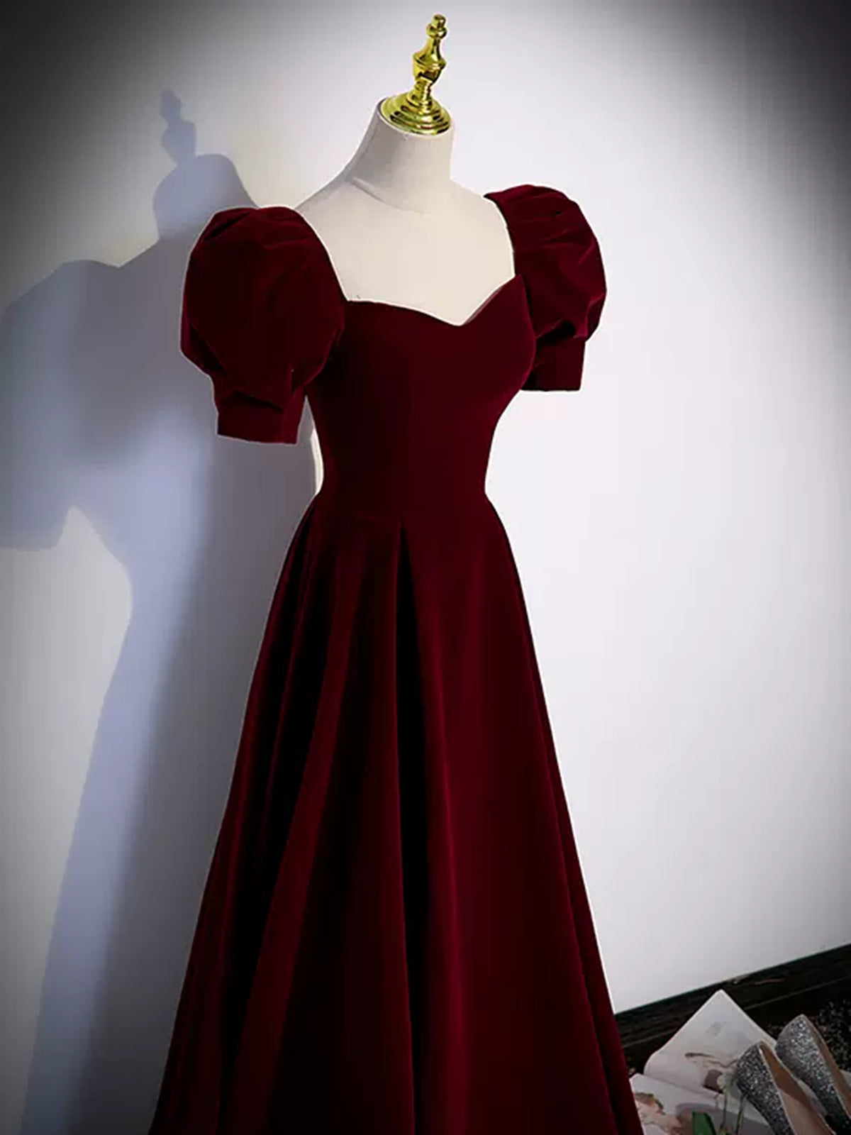 Wine Red Elegant Princess Gown, Handmade Off Shoulder Ball Gowns,  #partydress,#formaldre… | Vestidos de baile bonitos, Vestidos de vestidos,  Belos vestidos de baile
