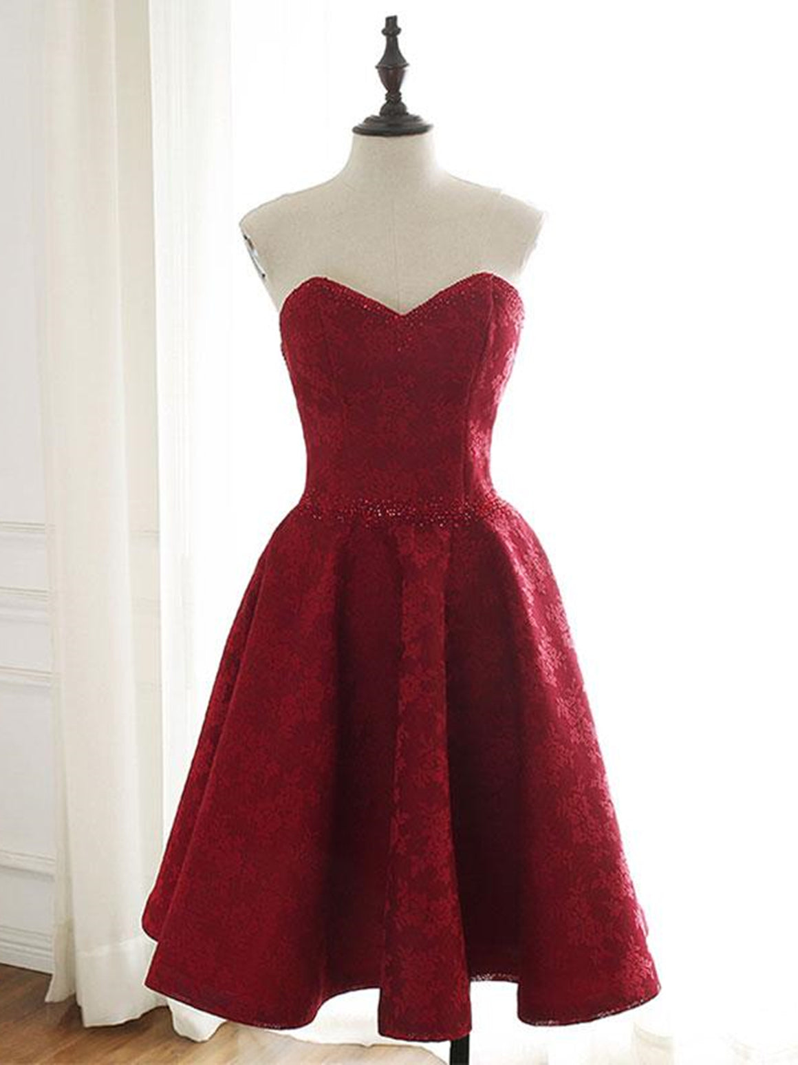 Sweetheart Neck Short Burgundy Lace Prom Dresses, Short Wine Red Lace Formal Evening Dresses